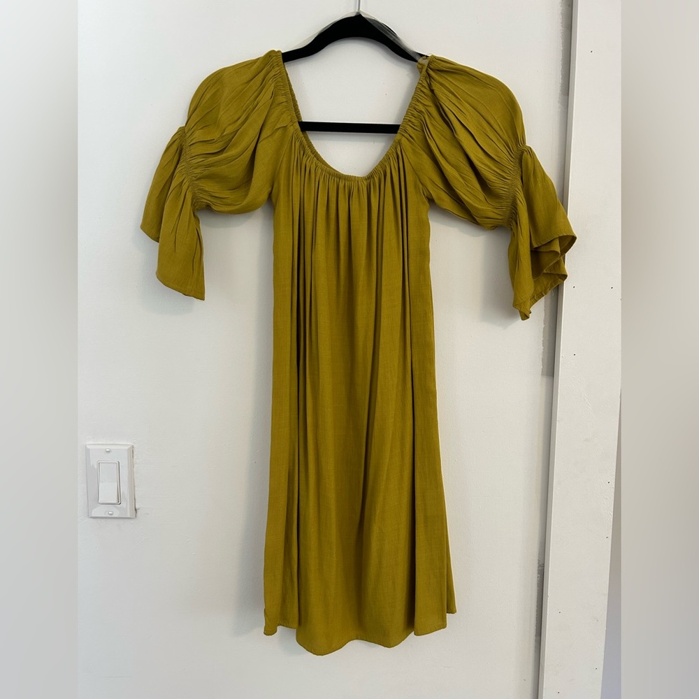 Small Mustard color mini dress on the shoulder or off the shoulder
